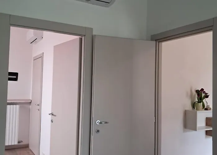 Gabbo's House アパート コモ