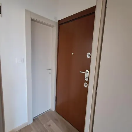 Gabbo's House * Комо